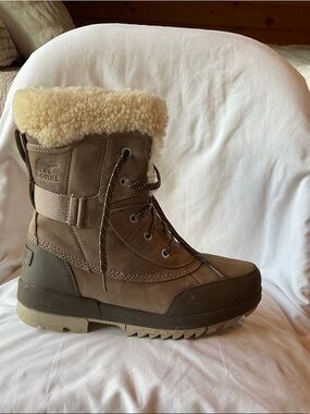 Sorel Taupe Brown Lace-Up Shearling Winter Boot